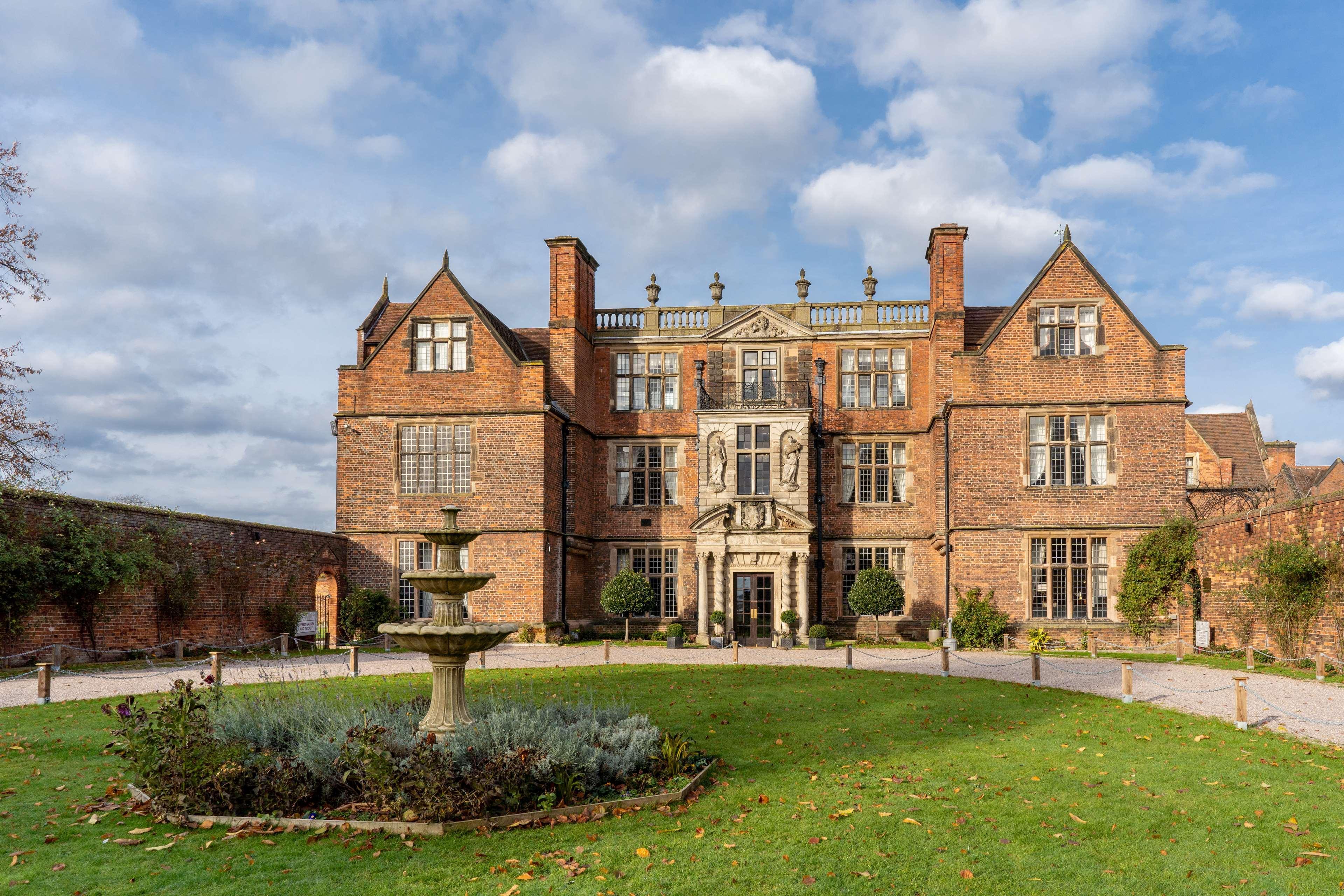 Castle Bromwich Hall; Sure Hotel Collection By Best Western Бирмингам Екстериор снимка